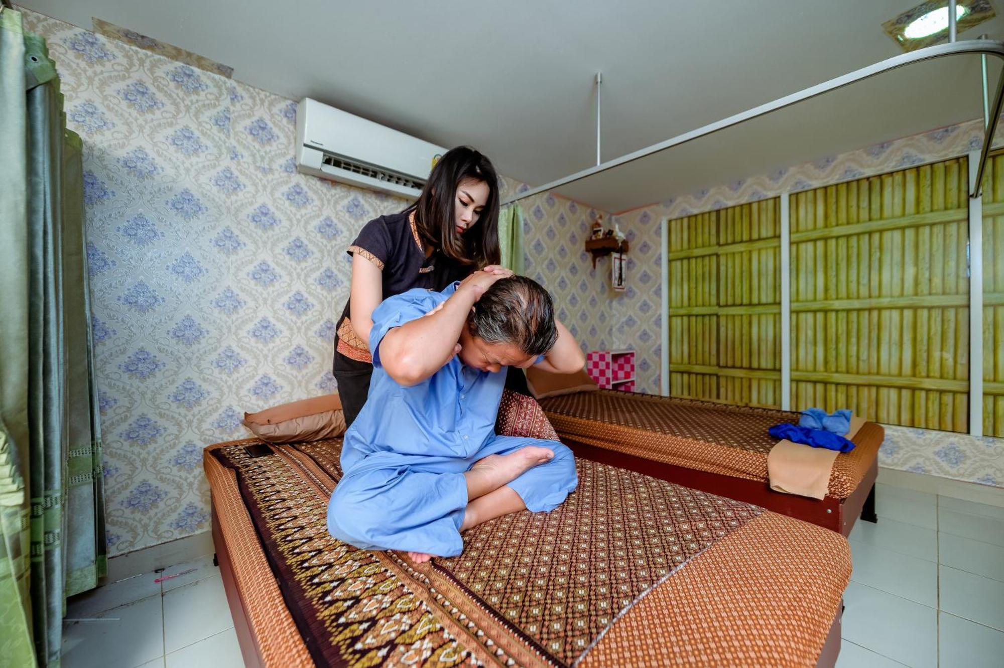 Gold Airport Suites Bangkok Zewnętrze zdjęcie