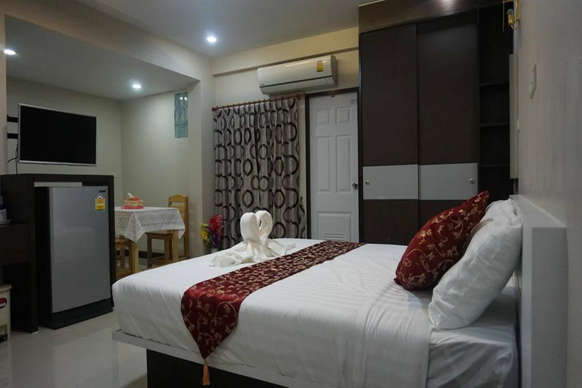 Gold Airport Suites Bangkok Zewnętrze zdjęcie