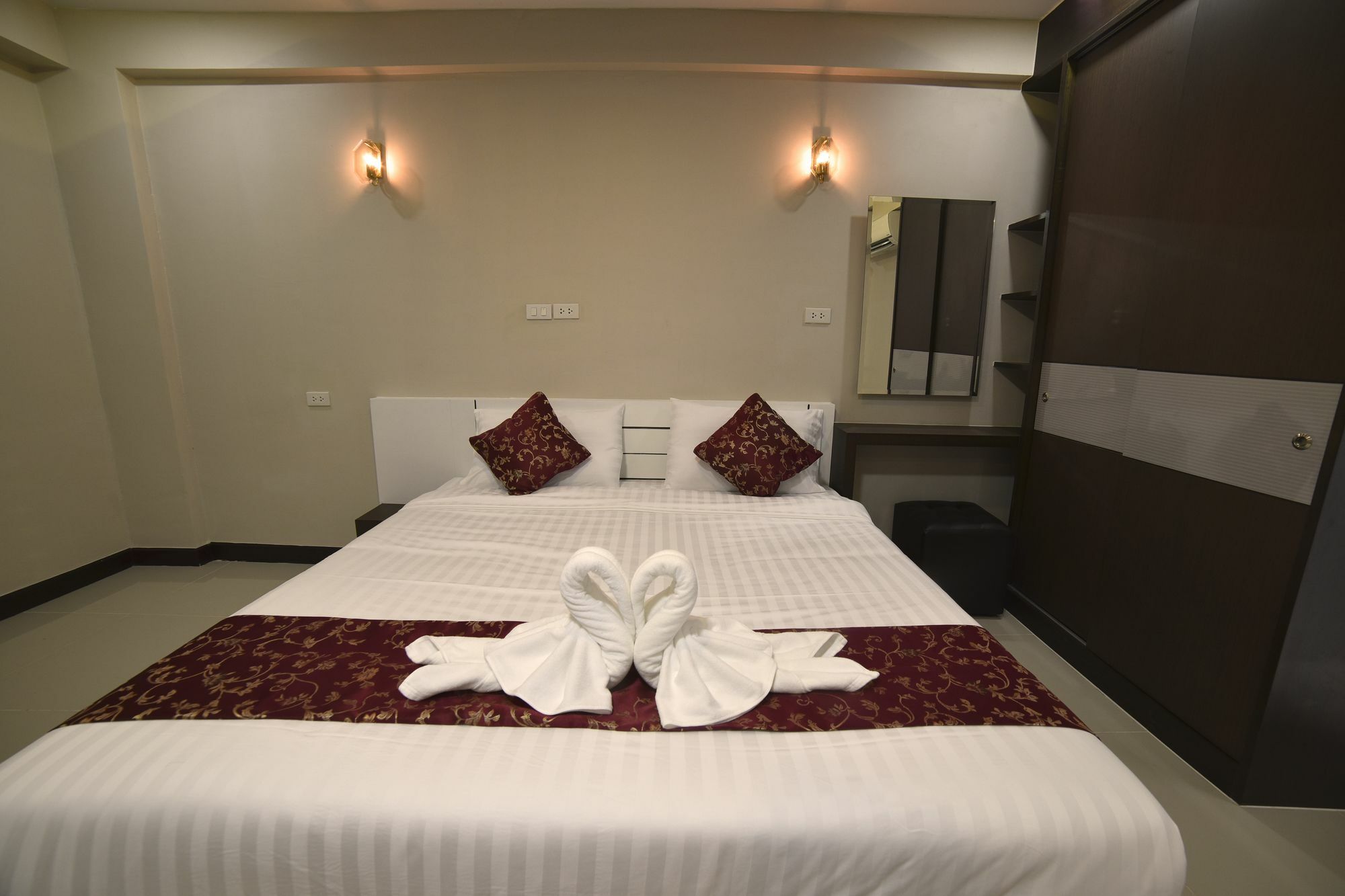 Gold Airport Suites Bangkok Zewnętrze zdjęcie