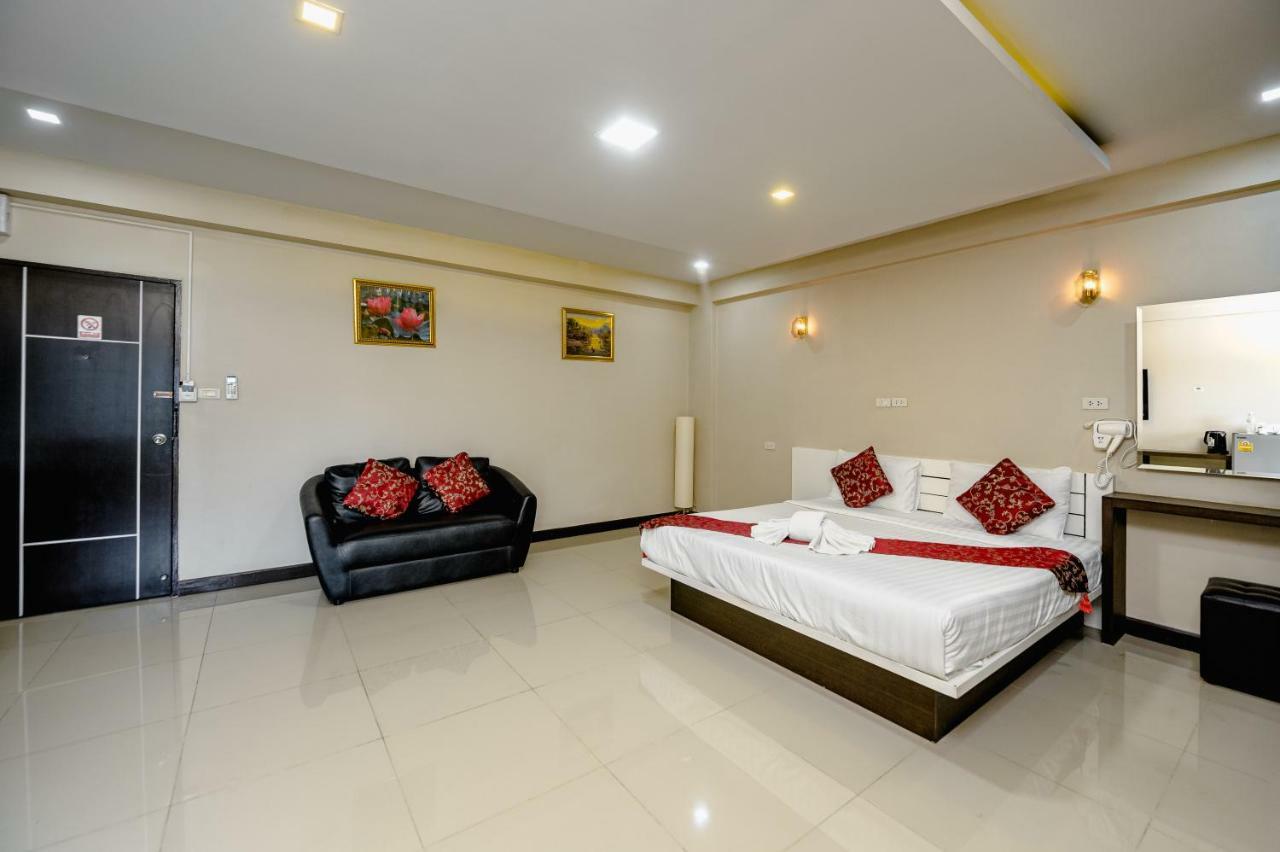 Gold Airport Suites Bangkok Zewnętrze zdjęcie
